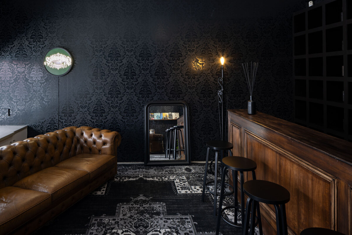 B(l)ackroom - Galerie Imane Farès